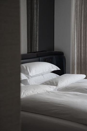 EQUINOX HOTELS | HOTEL SET UP BED
